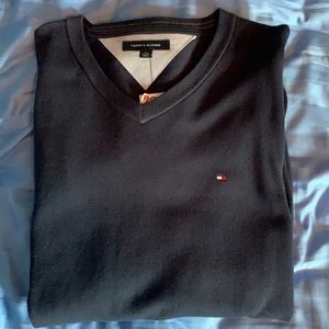XL Tommy Hilfiger navy blue long sleeve sweater